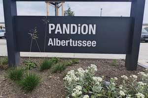 Exklusives Wohnen mit Seeblick 3-Zimmer-Wohnung am ALBERTUSSEE – Am Albertussee 3-18, 40549 Heerdt, Düsseldorf – Vorschaubild 1