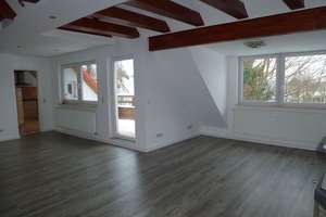 Wunderschöne Dachgeschosswohnung Nähe Nibelungenplatz in Braunschweig mit Balkon – Die vollständige Adresse der Immobilie erhältst du vom Anbieter., 38112 Nordstadt, Braunschweig – Vorschaubild 3