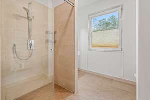 Am See! 4-Zimmer-Gartenwohnung im Fünf-Morgen-Quartier, incl. zwei Tiefgaragenstellplätze – Die vollständige Adresse der Immobilie erhältst du vom Anbieter., 14169 Dahlem, Berlin – Vorschaubild 13