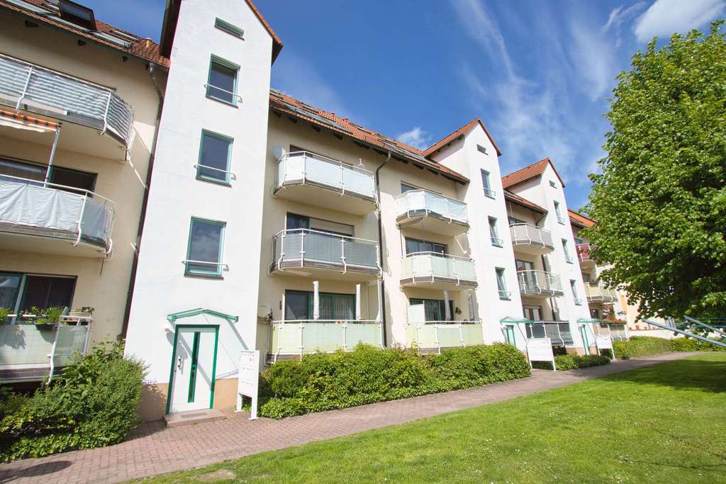 +++ 4,5 % IST-Rendite! attraktive 2-Zimmer-Wohnungen mit Balkon & PKW-Stellplätzen+++