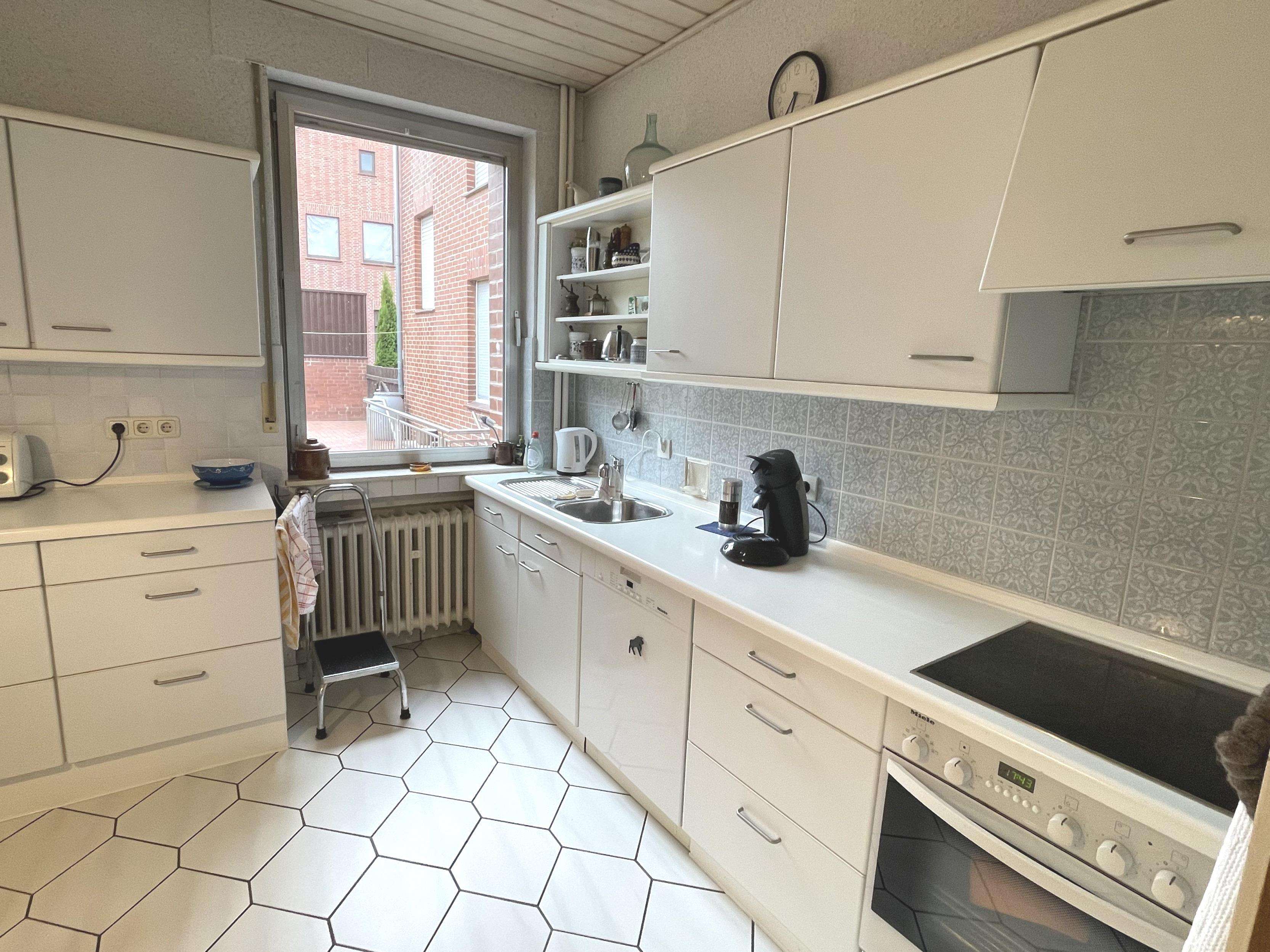 Immobilie in Petershagen - Stattliches Wohn- und Geschäftshaus
 - Bild 4