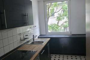 Zuhause mit 3 Zimmern in der Kölner Altstadt, die Wohnung ist nicht renoviert. – Pantaleonsmühlengasse 22-24, 50676 Altstadt/Süd, Köln – Vorschaubild 8