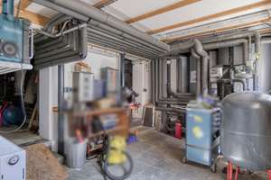 Umfangreich saniertes Wohnhaus mit ca. 260 m² Wohnfläche in ruhiger Ortsrandlage - Memmelsdorf - OT – Die vollständige Adresse der Immobilie erhältst du vom Anbieter., 96117 Memmelsdorf – Vorschaubild 36