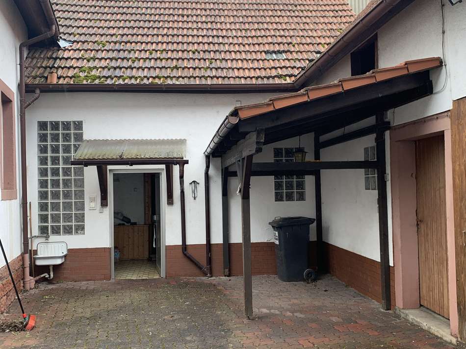 Hofraum Bild 2