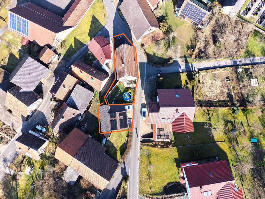 Immobilie in Ravenstein - Familienfreundliches Einfamilienhaus mit großzügigem Raumangebot - FALC Immobilien HN - Bild 4