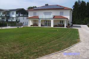 Geräumiges 4-Zimmer Haus mit Garage in Oberhausen