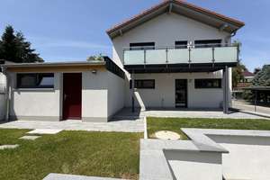 GENERATIONENHAUS! MODERN ZENTRUMSNAH WOHNEN – Die vollständige Adresse der Immobilie erhältst du vom Anbieter., 84478 Waldkraiburg – Vorschaubild 1