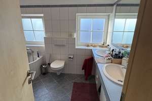 Schöne, helle und gemütliche 3-Zimmer Wohnung in 3-Familienhaus in ruhiger Wohngegend in Holweide – An der Wasserburg 10, 51067 Holweide, Köln – Vorschaubild 26