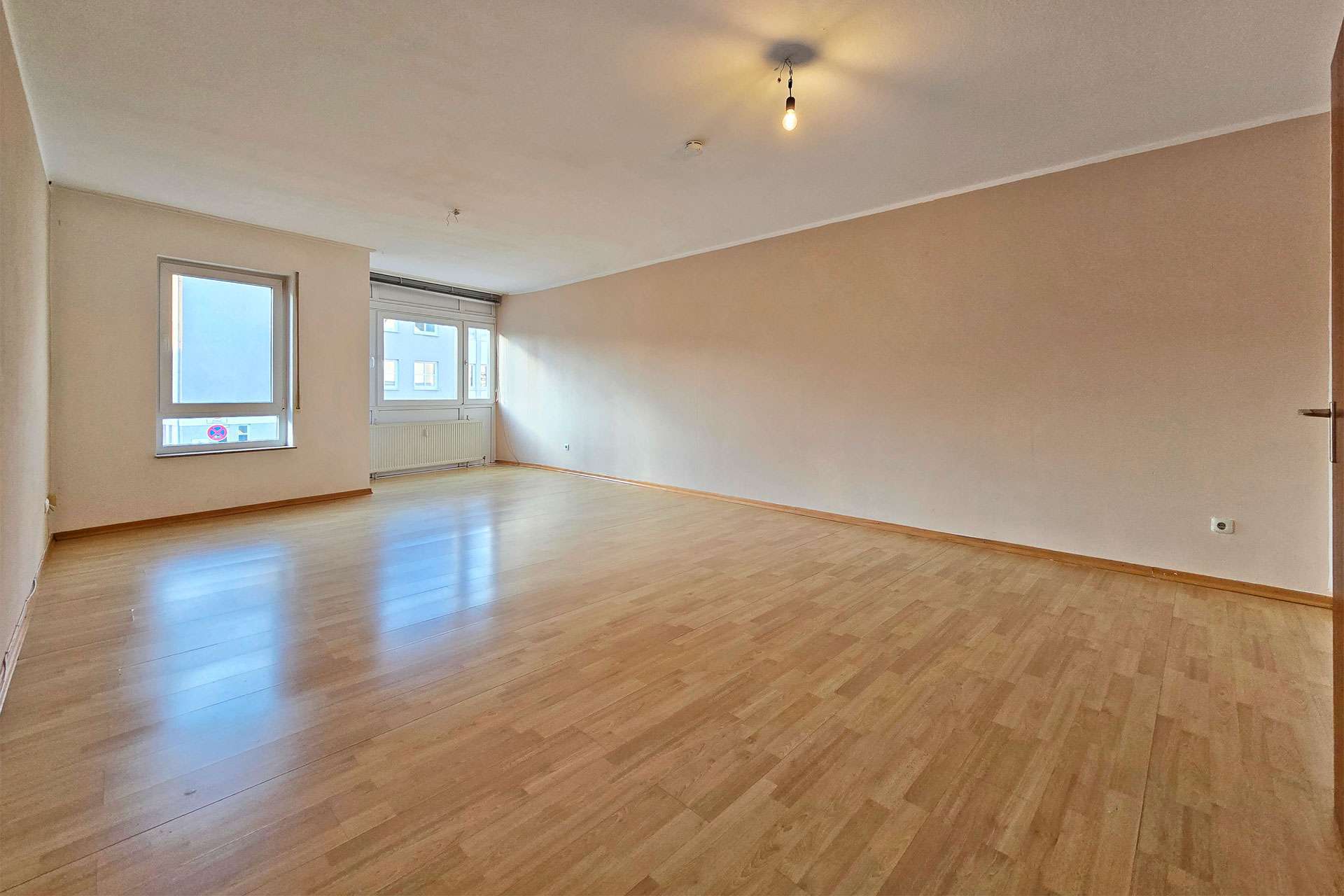 Trier-Zentrum: 2ZKB mit Aufzug und zwei Tiefgaragenplätzen, Trier – Bild 2