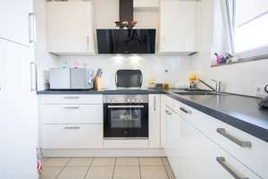 Helle Wohnung mit Südbalkon im Zentrum von Heilbronn zu verkaufen! – Charlottenstraße 29, 74074 Heilbronn, Heilbronn – Vorschaubild 3
