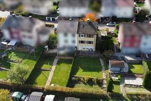 Doppelhaushälfte mit schönem Garten in begehrter Wohnlage von Freudenstadt. – Die vollständige Adresse der Immobilie erhältst du vom Anbieter., 72250 Freudenstadt – Vorschaubild 25
