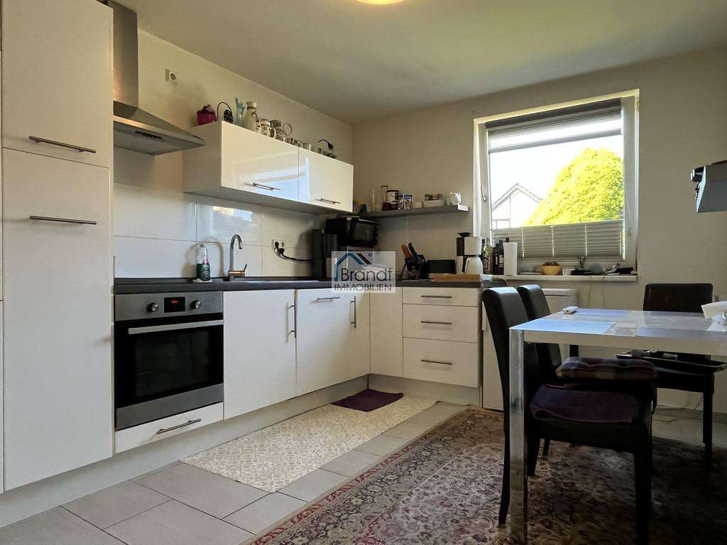 Immobilie in Rosdorf - Lichtdurchflutetes, aufwändig saniertes Mehrfamilienhaus mit weiterem Bauplatz in Rosdorf! - Bild 2