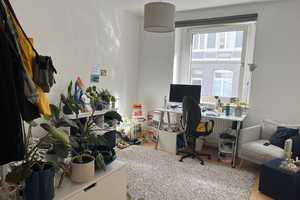 Ansprechende und modernisierte 3-Raum-EG-Wohnung mit Einbauküche in Aachen – Reimanstraße 17, 52070 Aachen – Vorschaubild 5