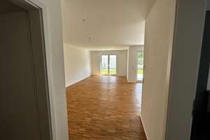 Süd-West EG Wohnung mit großer Terrasse, nähe Zentrum Ingolstadt – Die vollständige Adresse der Immobilie erhältst du vom Anbieter., 85051 Münchener Straße, Ingolstadt – Vorschaubild 4