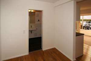 Charmantes 1,5-Zimmer-Apartment mit Terrasse in historischem Stadthaus – Pfäfflinshofstraße 1, 72764 Reutlingen-Mitte, Reutlingen – Vorschaubild 8