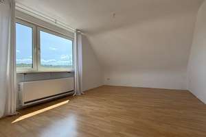 Zuhause mit 3,5 Zimmern in Stuttgart Sillenbuch – Die vollständige Adresse der Immobilie erhältst du vom Anbieter., 70619 Sillenbuch (Ortsteil), Stuttgart – Vorschaubild 2