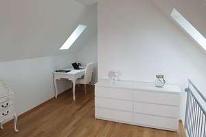 Modernes Wohnen in Bogenhausen: 3-Zimmer-Apartment mit Balkon und 95m2 Nutzfläche – Brodersenstraße 4, 81929 Englschalking, München – Vorschaubild 4