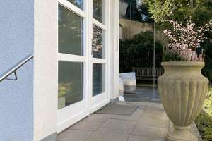 Großzügige 5-Zimmer-Maisonette mit Traumterrasse und Weitblick in Karlsruhe-Grötzingen – Die vollständige Adresse der Immobilie erhältst du vom Anbieter., 76229 Grötzingen, Karlsruhe – Vorschaubild 1