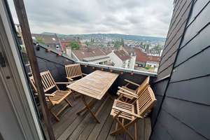 Denkmalgeschützt - 3 Zimmer Dachgeschoss mit Balkon!