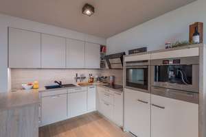 Zu Verkaufen! Bezugsfreie 3-Zimmer-Erdgeschoss-Wohnung mit Privatgarten im Samariterkiez! – Bänschstraße 85A, 10247 Friedrichshain, Berlin – Vorschaubild 4
