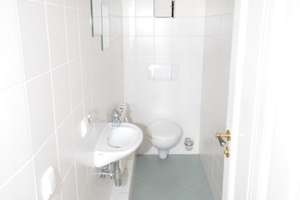 Denkmalgeschützter Altbau - 3-Zimmerwohnung mit Balkon, neuer EBK und Parkett !  – Lampestraße 12, 4107 Zentrum-Süd, Leipzig – Vorschaubild 14
