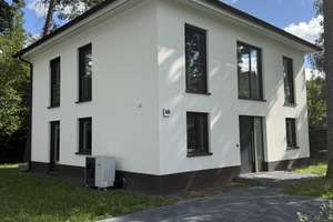 Exklusive Villa vor den Toren Berlins – stilvoll, hochwertig & sofort bezugsfertig