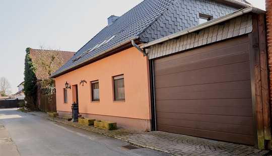 Bild von Ein außergewöhnliches Einfamilienhaus mit Werkstatt, Scheune und Einliegerwohnung