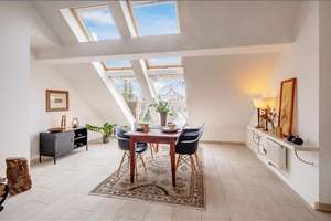 Möbliert: Nähe Schlosspark: Exklusive Dachgeschosswohnung – Die vollständige Adresse der Immobilie erhältst du vom Anbieter., 80639 Nymphenburg, München – Vorschaubild 9