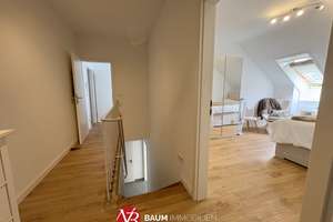 Großzügiges Wohnen auf zwei Ebenen – 6-Zimmer-Maisonettewohnung mit 3 Balkonen in Niederkassel – Die vollständige Adresse der Immobilie erhältst du vom Anbieter., 40547 Niederkassel, Düsseldorf – Vorschaubild 1