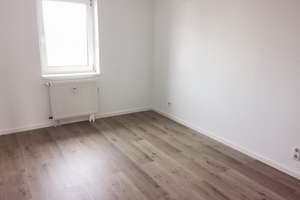 4 Raum- DG-Maisonette,  Fahrstuhl, kleine Galerie, hell und freundlich, Kü+Bad mit Fenster – Lohrstraße 12, 9113 Schloßchemnitz, Chemnitz – Vorschaubild 5