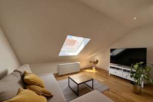 „Wohntraum Rheinhessen“
Stilvoll modernisiertes Reihenmittelhaus
in ruhiger Lage von Nackenheim – Die vollständige Adresse der Immobilie erhältst du vom Anbieter., 55299 Nackenheim – Vorschaubild 14