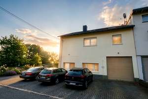 Wohntraum im Grünen: Vielseitiges 3-Familienhaus auf gigantischem Parkgrundstück – Die vollständige Adresse der Immobilie erhältst du vom Anbieter., 58809 Neuenrade – Vorschaubild 5