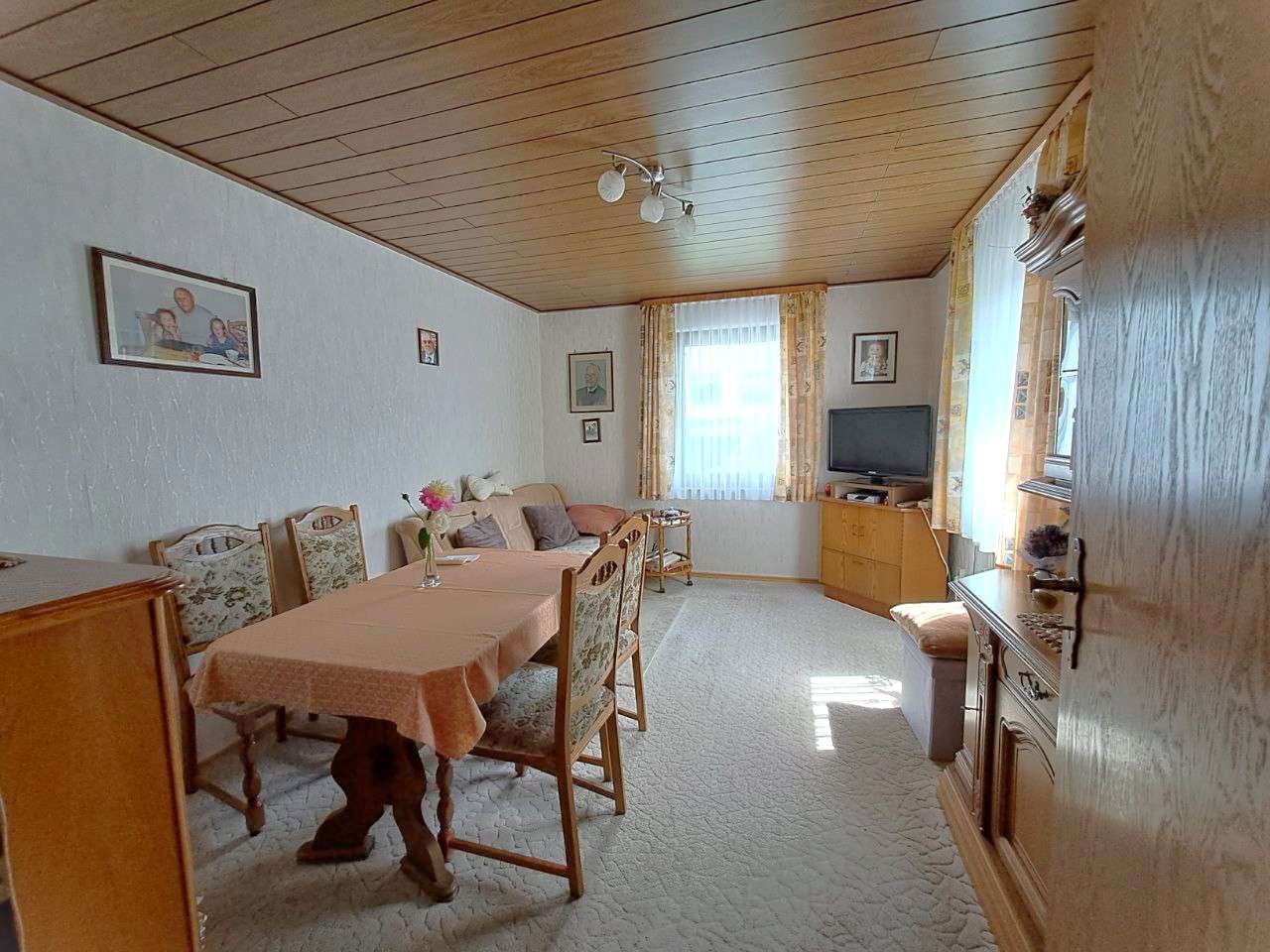 Immobilie in Oberhausen bei Kirn - Natur pur – Einfamilienhaus mit blühendem Obstgarten - Bild 2