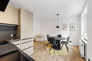 Nähe Hohenzollernplatz: Frisch sanierte, möblierte 2-Zimmer-Wohnung mit Südbalkon