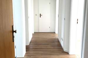 Frisch saniert mit Tageslichtbad und Balkon – Ackerstraße 24, 39112 Leipziger Straße, Magdeburg – Vorschaubild 2