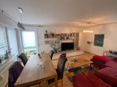 Von Privat: Provisionsfreie 3-Zimmer-Wohnung mit 2 Balkonen, Garage & Carport – ideal als Renditeobj