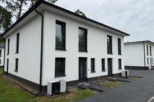 NEUBAU * Exklusive Doppelhaushälfte mit hochwertiger Ausstattung * schlüsselfertig – Teltow-Fläming (Kreis) – Vorschaubild 1
