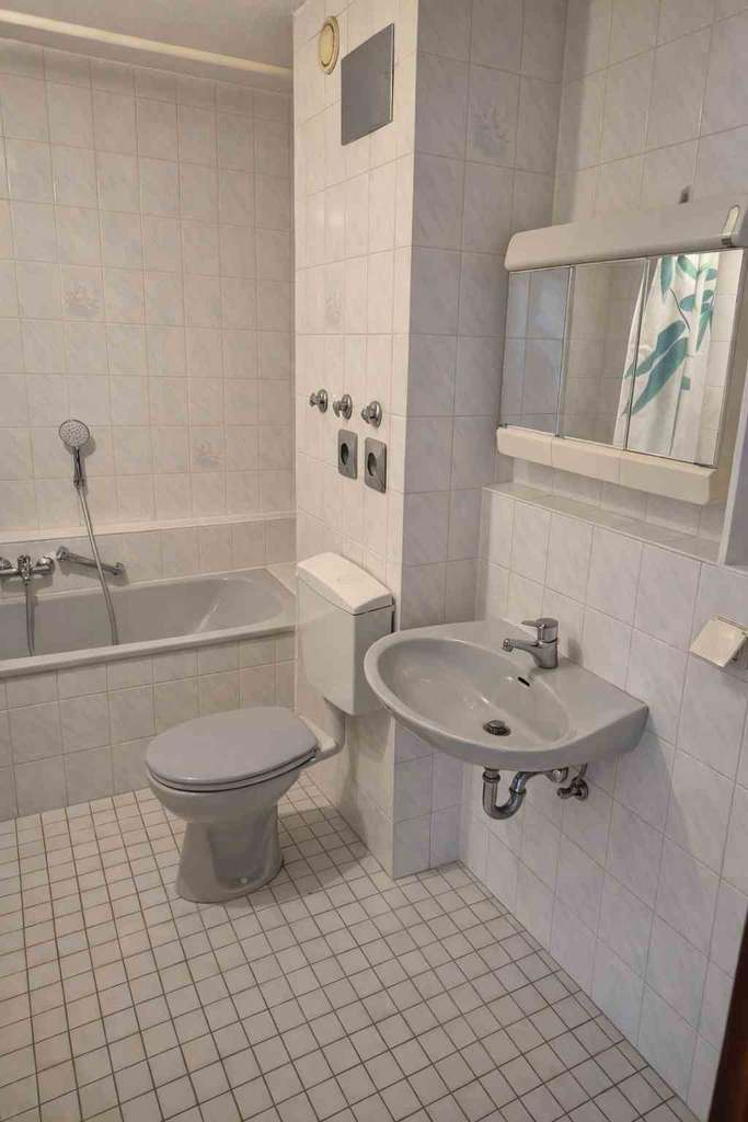 Immobilie in Waiblingen - 2-Zimmer Wohnung mit großer Dachterrasse, nur 9 Min. zum Bahnhof in Waiblingen. - Bild 4
