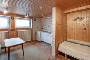 Geräumiges 1-2 Familienhaus mit großem Garten in ruhiger Lage – Die vollständige Adresse der Immobilie erhältst du vom Anbieter., 86167 Lechhausen-Ost, Augsburg – Vorschaubild 17
