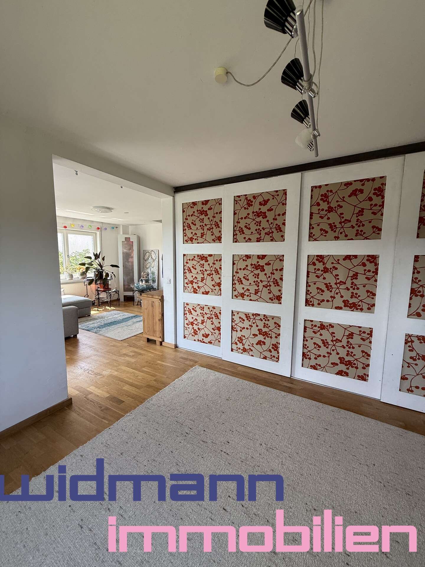 Immobilie in Schwäbisch Gmünd - Ihr zukünftiges Familienidyll mit Potenzial – charmantes Haus in wunderschöner Lage - Bild 5