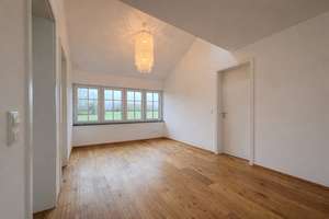 Stilvolle Maisonette-Eigentumswohnung mit großzügiger Dachterrasse in einzigartiger Dorfrandlage – Die vollständige Adresse der Immobilie erhältst du vom Anbieter., 41352 Korschenbroich – Vorschaubild 4