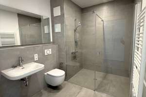 NEUBAU / ERSTBEZUG - Wohnen im Orplid! Hochwertige  3- Zimmer Wohnung mit Loggia zu vermieten – Truderinger Str. 86d, 81673 Josephsburg, München – Vorschaubild 7