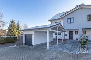 Energie-Effizienz, moderner Komfort  & viel Platz – exklusive Doppelhaushälfte – Gartenstraße 5, 82547 Eurasburg – Vorschaubild 2
