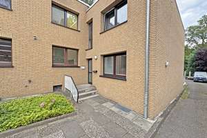 Lübeck St. Jürgen - freie 3 Zimmer Wohnung mit Balkon und Keller unmittelbar an der Wakenitz (Erbpac – Die vollständige Adresse der Immobilie erhältst du vom Anbieter., 23562 Sankt Jürgen, Lübeck – Vorschaubild 2