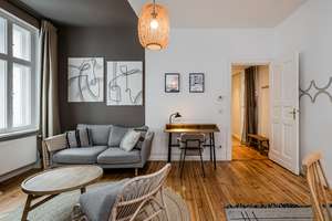 LICHTDURCHFLUTETE ALTBAUWOHNUNG IM PRENZLAUER BERG – Erich-Weinert-Straße 16, 10439 Prenzlauer Berg, Berlin – Vorschaubild 3