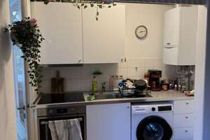 2 Zimmer wohnung mit Wintergarten zum 1.06. zu vermieten