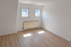 Helle, frisch renovierte 2-Zimmer DG Wohnung in ruhiger Lage – Christoph-Wagner-Straße 21, 74405 Gaildorf – Vorschaubild 3