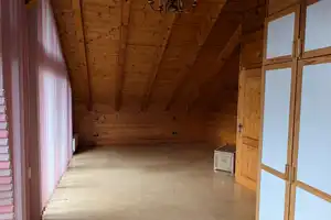 Idyllisches Einfamilienhaus mit Garten und Sauna – Frankfurt am Main – Vorschaubild 14