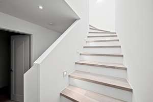 Hochwertige Stadtvilla / Erstbezug - sofort einziehen & wohlfühlen ! – Oberschlesische Str. 20A, 81929 Daglfing, München – Vorschaubild 36