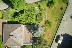 Potenzielles Zweifamilienhaus mit Sanierungsbedarf in zentraler Lage von Neusäß – Augsburg (Kreis) – Vorschaubild 4